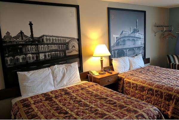 Super 8 By Wyndham Shenandoah Hotel Kamer foto