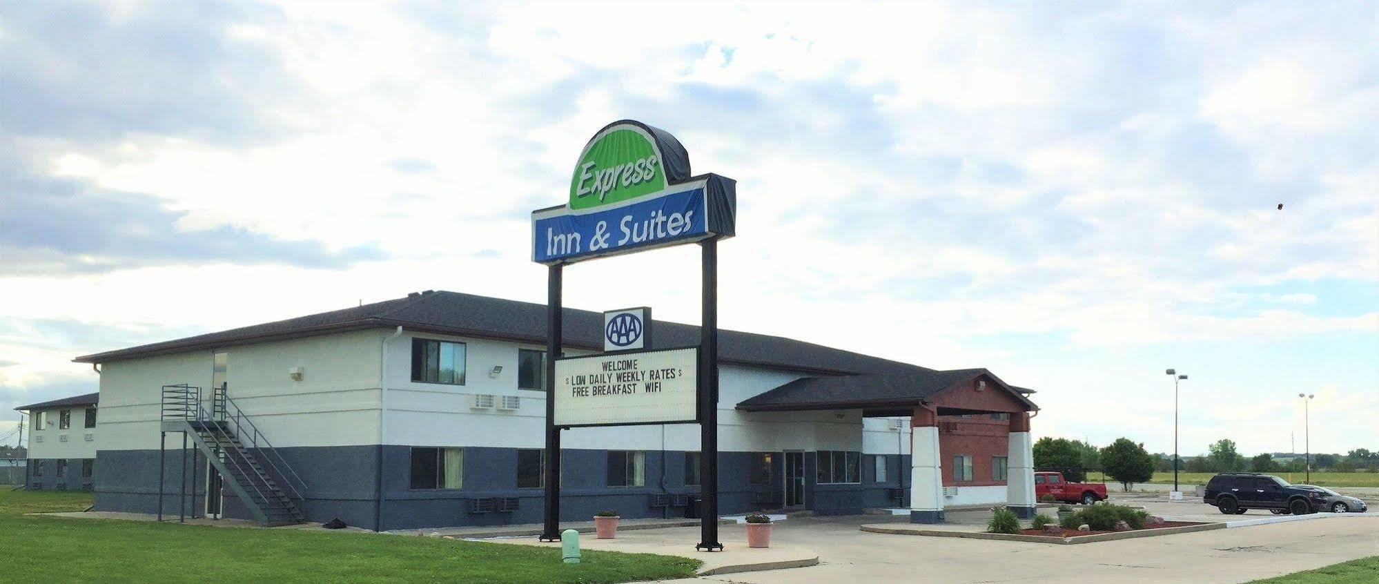 Super 8 By Wyndham Shenandoah Hotel Buitenkant foto